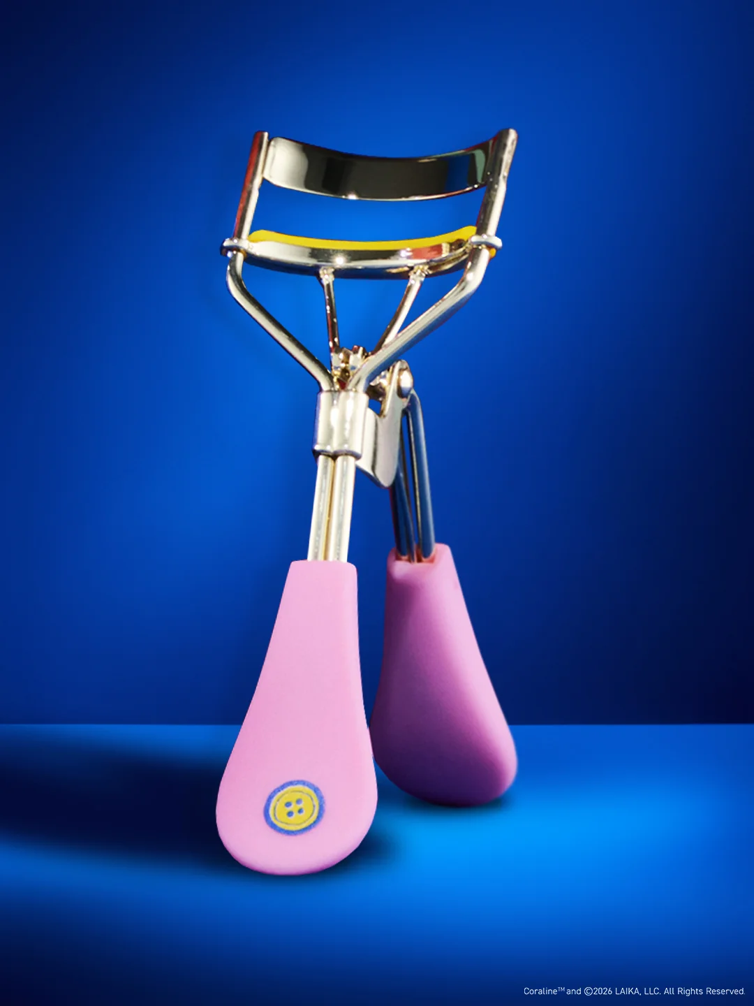 Encrespador pestañas - One eye open - Coraline - Beauty Creations
